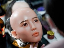 Nggak Cuma Mobil, Beli Boneka Seks di Inggris Bisa Test Drive