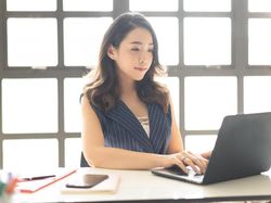 Ramalan zodiak Hari Ini: Pisces Hati-hati Soal Uang, Aquarius Lagi Panas