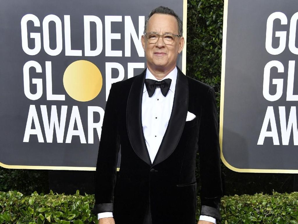 Tom Hanks Terima Penghargaan Kehormatan di Golden Globe ke-77