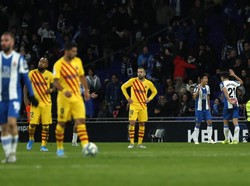 Kalau Lini Belakangnya Begini-begini Saja, Barcelona Sulit Juara Lagi