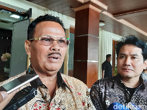 Kompolnas Lapor ke Mahfud Terima 2.059 Aduan soal Polri Selama 2019