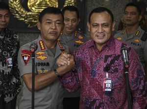 Salam Komando Kapolri-Ketua KPK Salam Komando Kapolri-Ketua KPK