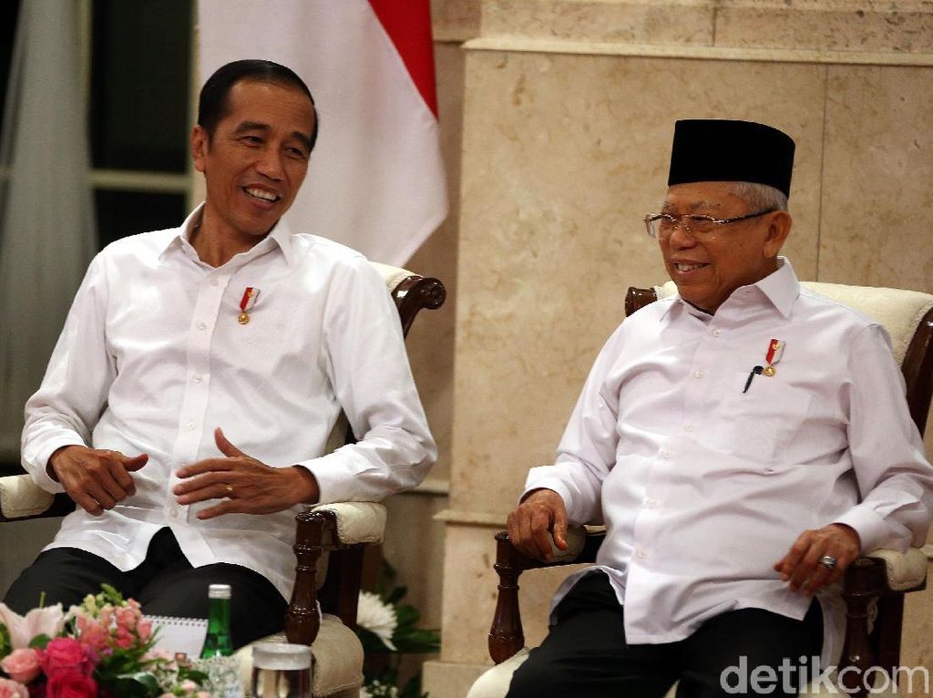 Obrolan Jokowi-Maruf dan Sinyal Reshuffle yang Makin Kuat