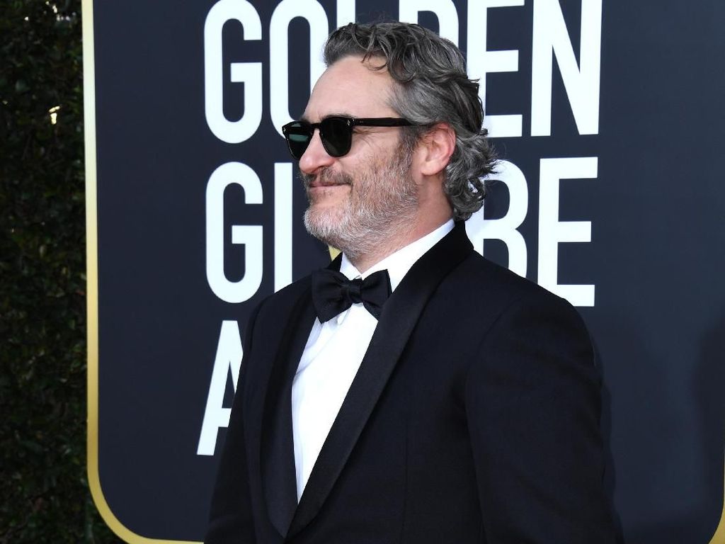 Joaquin Phoenix Sabet Gelar Aktor Terbaik Joaquin Phoenix Sabet Gelar Aktor Terbaik
