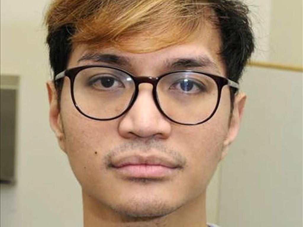 Perkosa 48 Pria, Reynhard Punya 2 Gelar Master dari Universitas di Inggris Perkosa 48 Pria, Reynhard Punya 2 Gelar Master dari Universitas di Inggris