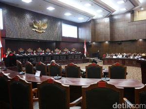 Alasan MK Tak Terima Gugatan UU IKN dari Busyro Muqoddas dkk Alasan MK Tak Terima Gugatan UU IKN dari Busyro Muqoddas dkk