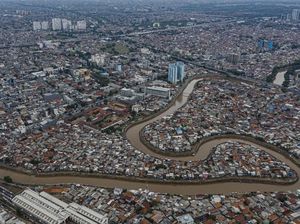 Dampak Banjir, Pengusaha Taksir Kerugian hingga Rp 1 Triliun Dampak Banjir, Pengusaha Taksir Kerugian hingga Rp 1 Triliun