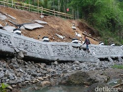 Plengsengan Barusan Dibangun Sudah Ambrol, Kejari Trenggalek Bantah Terlibat