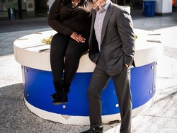 Penumpang Taksi Online Biayai Kuliah Driver hingga Lulus