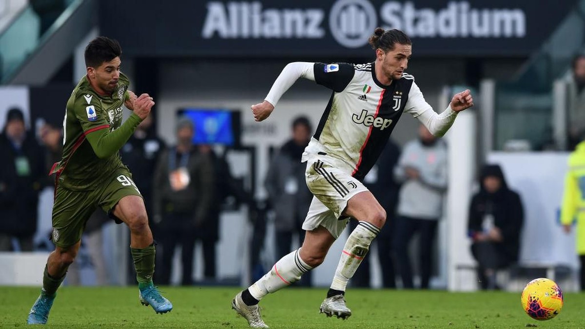 Adrien Rabiot kabarnya masuk daftar incaran Arsenal. (Foto: Chris Ricco/Getty Images)