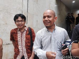 Koordinator Tampak Dukung Brigjen Endar Laporkan Firli ke Dewas Koordinator Tampak Dukung Brigjen Endar Laporkan Firli ke Dewas