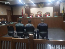 Penyuap Eks Anggota DPR Nyoman Dhamantra Divonis 2,5 Tahun Bui