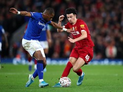 Gol tersebut menjadikan Jones sebagai pencetak gol termuda di derby Merseyside. Getty Images/Clive Brunskill.