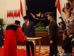 Daniel Yusmic Resmi Jadi Hakim Konstitusi Gantikan Palguna