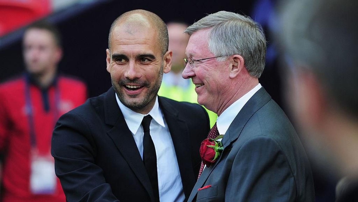 Sir Alex disebut lebih berpengaruh di sepakbola Inggris ketimbang Guardiola. Foto: Shaun Botterill/Getty Images