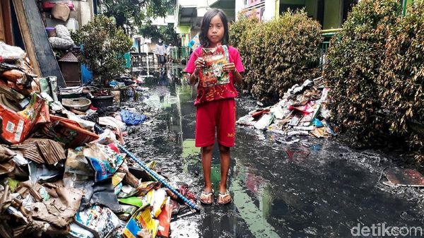 Madrasah Ibtidaiyah Nurul Yaqin di Jakbar Masih Libur Pascabanjir