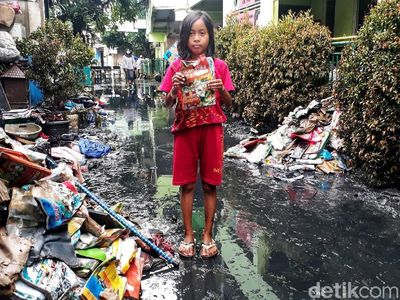 Madrasah Ibtidaiyah Nurul Yaqin di Jakbar Masih Libur Pascabanjir