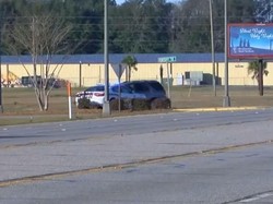 Petugas Keamanan Bandara Tewas Ditembak