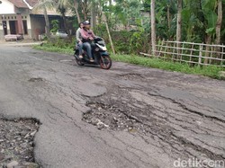 Duh, Ratusan Kilometer Jalan di Klaten Rusak