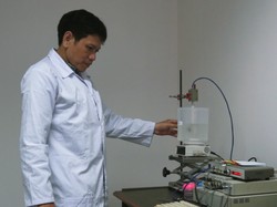 Dosen ITS Tengah Teliti Alat Pendeteksi Gelatin Babi