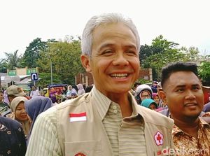 Ganjar Ingin Warga Hidupkan Kearifan Lokal untuk Waspadai Bencana Ganjar Ingin Warga Hidupkan Kearifan Lokal untuk Waspadai Bencana