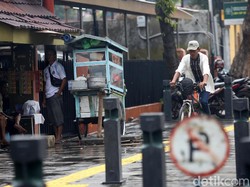 Viral Rebus Mi Instan Bareng Bungkusnya, Apa Kabar Lontong Bungkus Plastik?