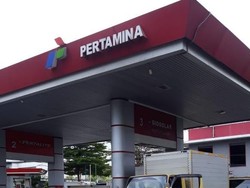 Pertamina Bersih-bersih 5 SPBU yang Terdampak Banjir