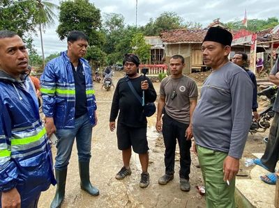 Bantuan untuk Korban Longsor dan Banjir di Lebak