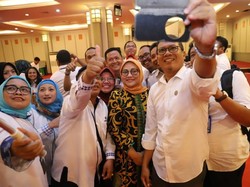 Ngopi Bareng, Menaker Minta Pegawai Jadi Influencer Ketenagakerjaan