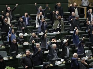 Jadi Anggota Parlemen Iran Ternyata Harus S2 dan Minimal 30 Tahun