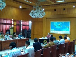 Mahfud Md Pimpin Rapat Bahas Tumpang-Tindih Penanganan Keamanan Laut