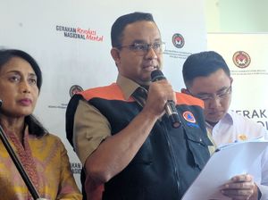 Anies Sahkan Pergub Larangan Plastik Sekali Pakai, Efektif Atasi Banjir?