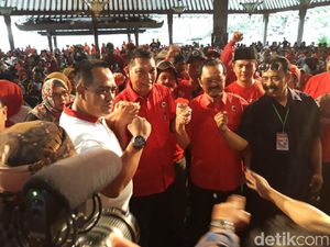 Temui Massa Pendukung, Purnomo-Teguh Bicara Selamatkan Solo