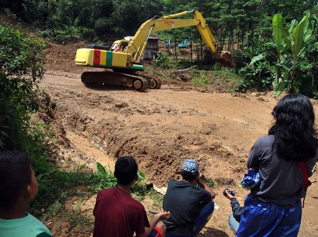 Pemerintah Mau Tambah 21 KM Jalan Akses Baru di Bogor Pemerintah Mau Tambah 21 KM Jalan Akses Baru di Bogor