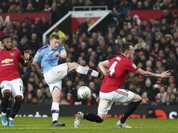 Phil Jones Vs Man City: Digocek De Bruyne, Langsung Disuruh Pensiun