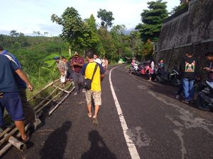 Sepasang Kekasih di Jember Jatuh dari Tebing 35 Meter Usai Terpeleset