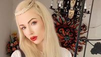 Potret Wanita yang Kini Tak Suka Penampilan Cantiknya Mirip Barbie