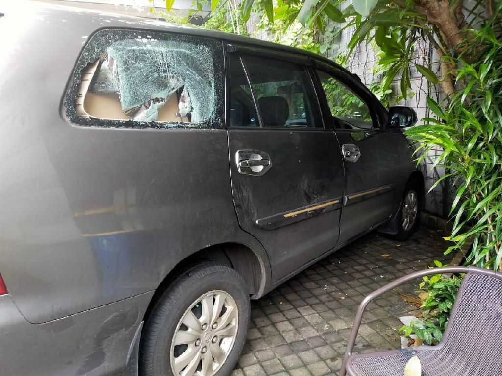 Pengemudi Innova yang Diteriaki Maling di Kemang Diamankan Polisi Pengemudi Innova yang Diteriaki Maling di Kemang Diamankan Polisi