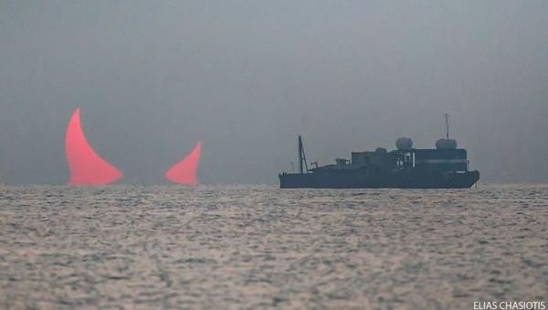 Foto: Matahari Terbit Seperti Mata Setan