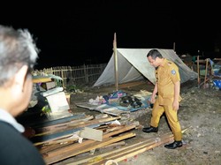 Wagub Sulsel Kunjungi Sidrap Cek Ribuan Rumah Rusak Akibat Puting Beliung