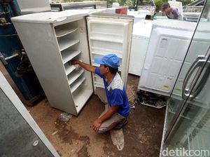 Beli Kulkas Bekas di Toko Online, Pria Ini Nemu Uang Rp 1,3 M! Beli Kulkas Bekas di Toko Online, Pria Ini Nemu Uang Rp 1,3 M!