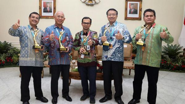 PLN Raih 5 Proper Emas dari KLHK