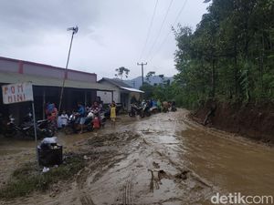 Anak Terabas Berjibaku Distribusi Logistik Bencana Alam