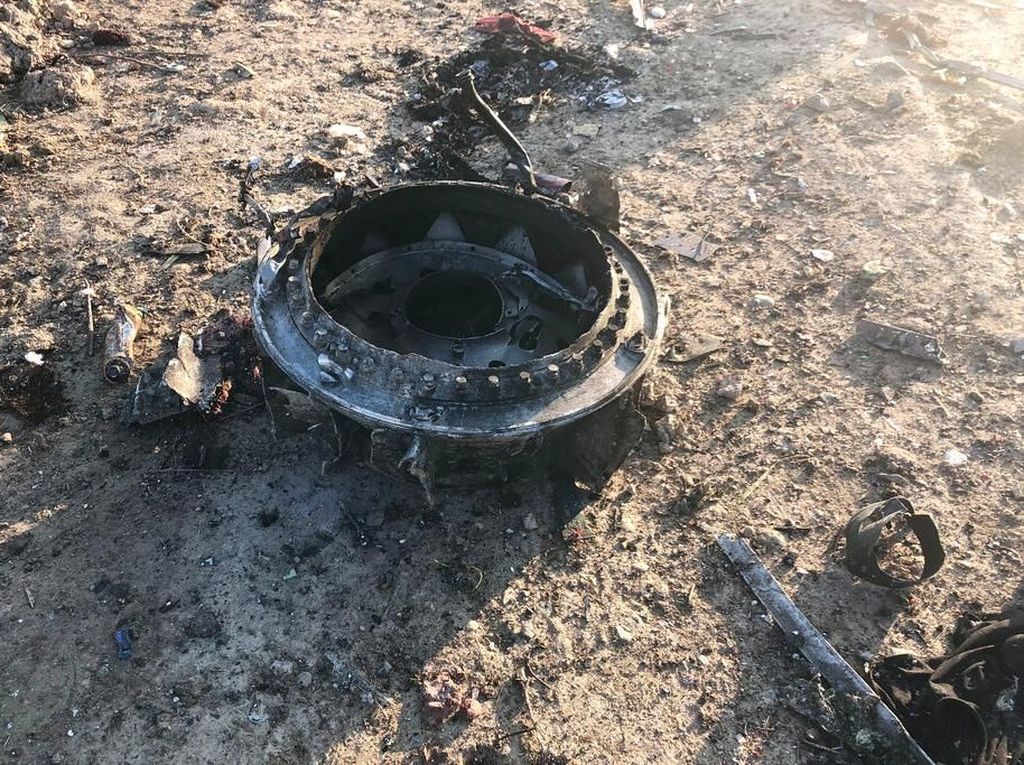 Iran Tolak Berikan Black Box Pesawat Ukraina yang Jatuh ke AS Iran Tolak Berikan Black Box Pesawat Ukraina yang Jatuh ke AS
