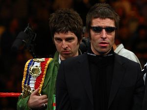 Liam Gallagher Sudah Isolasi Diri dengan Noel Sejak 10 Tahun Lalu Liam Gallagher Sudah Isolasi Diri dengan Noel Sejak 10 Tahun Lalu