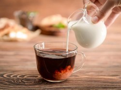 Ahli Ini Temukan Cara Menyeduh Teh Susu Agar Hasilnya Lebih Nikmat