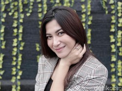 Gugat Cerai, Akhir dari Teka-teki Rumah Tangga Dita Fakhrana dan Ilham Prawira