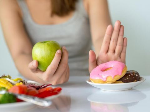 5 Kebiasaan yang Dianggap Sehat Justru Buat Bunda Tambah Gemuk