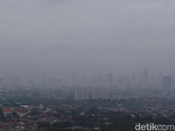 BMKG: Waspada Hujan Disertai Petir di Jakbar-Jaksel Jelang Jumat Siang