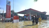SPBU Hingga Kantor Kepala Desa Terendam Banjir di Grobogan